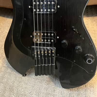 GTRS W800 2022 ish - black image 2