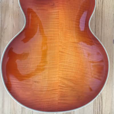 Benedetto Manhattan 1992 Sunburst image 4