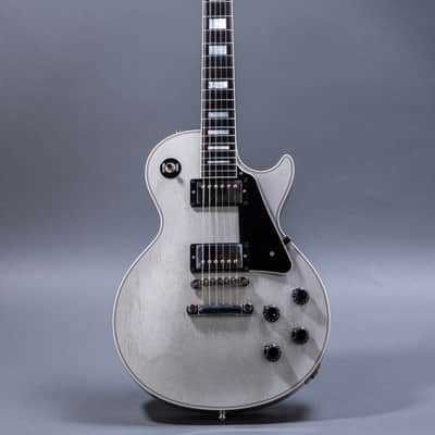 Gibson '57 Les Paul Custom Special Order 2021, TV Silver image 3