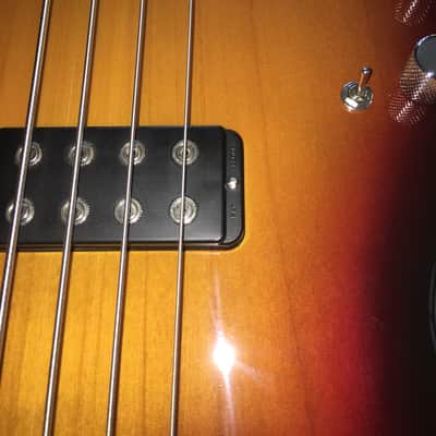 USA G&L L-1000 2014 3 Tone Sunburst lefty image 17