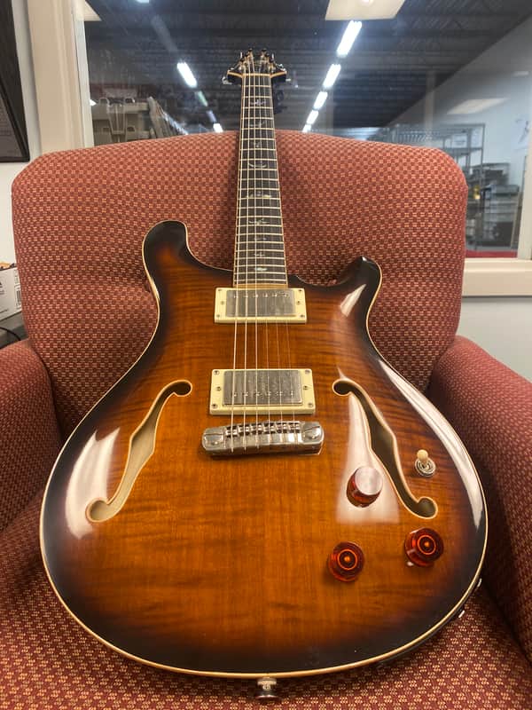 PRS SE Hollowbody II Piezo 2020 - 2024 - Black Gold Burst image 1