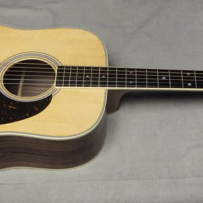 Martin D-35 2025 Natural image 3