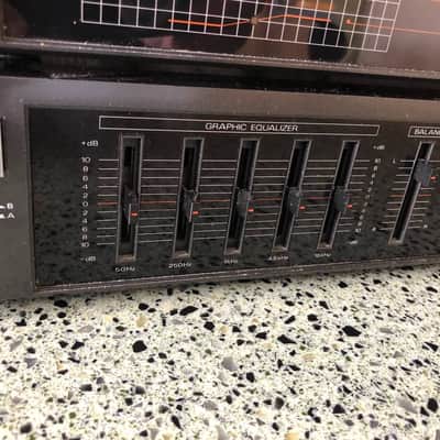 VINTAGE 80s Fisher CA-35 amplifier and FM 35 tuner - WORKS! image 2