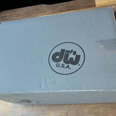 DW Machined Chain Drive Single Pedal - Special Edition Red image 9