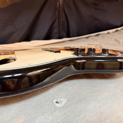 Fender Standard Jazz Bass Left-Handed Electric Bass Guitar Sunburst image 3