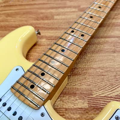 ✨MINT 2018✨ Fender Player Stratocaster HSS~ Buttercream Maple Neck + Gig Bag! image 5
