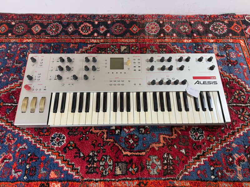Alesis Ion 49-Key Analog Modeling Synthesizer