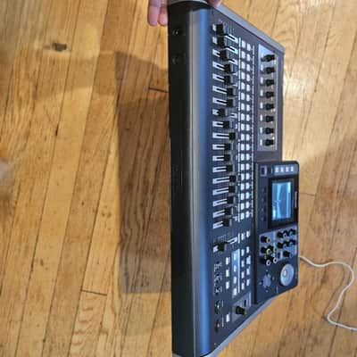 TASCAM DP-24SD 24-track Digital Portastudio 2015 - Present - Black image 2