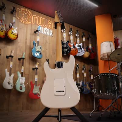 Suhr Classic S Antique Olympic White RW HSS image 10