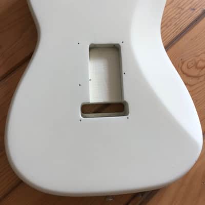 MJT Stratocaster body 2010 - Vintage white image 6