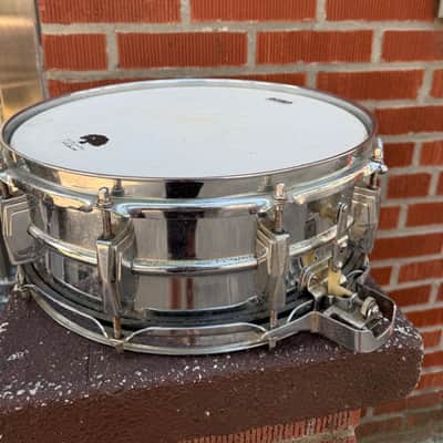 Ludwig No. 410 Super-Sensitive 5x14" 10-Lug Aluminum Snare Drum with Large Chicago Keystone Badge 1984 - Chrome-Plated image 2