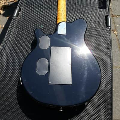 Rare Ernie Ball Music Man (EBMM) Van Halen EVH VanHalen Signature 1994 Black Quilt image 10