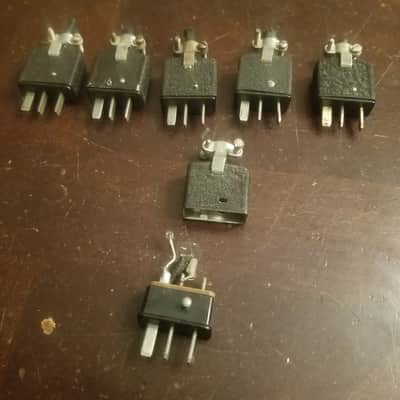 Webster Chicago MM35 Microphone Connector Plug Obsolete Wire Cable Termination 3-Pin Cinch Jones 1940s - Wrinkled Black Paint image 3