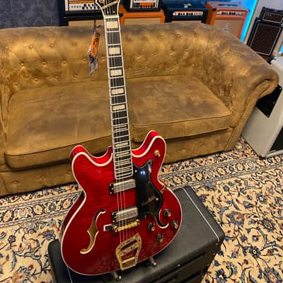 Hagstrom 67’ Viking II “Elvis Come Back Special 68” Replica Free Case image 5