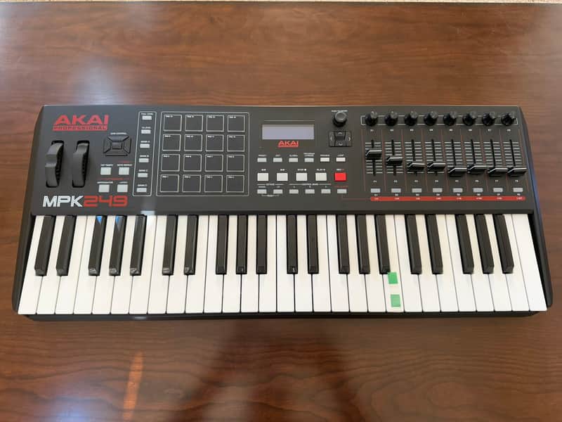 Akai MPK249