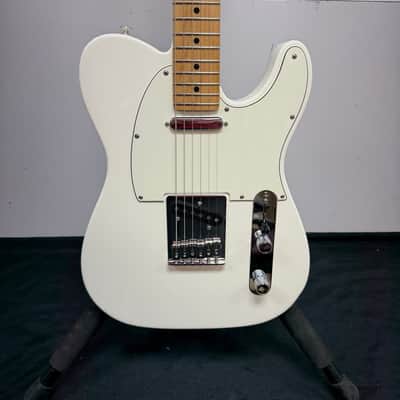 Used Fender Player Tele Telecaster Electric Guitar Made in Mexico 2020 Polar White Maple Neck image 6
