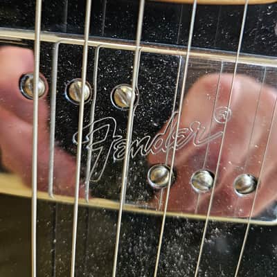 Classic Player Tele® Deluxe w/ Tremolo, Maple Fingerboard, 3 Tone Sunburst image 7