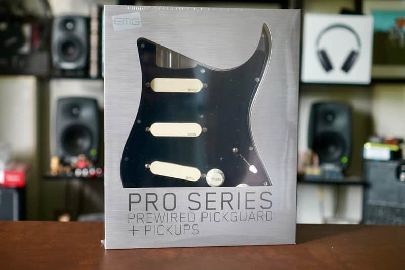 EMG Pro Series DG20 David Gilmour Prewired Loaded Stratocaster Pickguard image 1