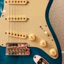 Fender American Professional II Stratocaster with Maple Fretboard 2020 - Present Miami Blue