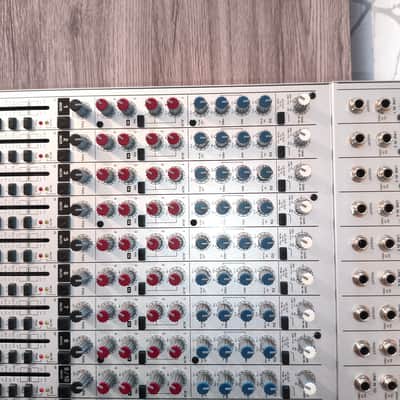 Behringer Eurorack UB2442FX-Pro 24-Input 4-Bus Mic / Line Mixer 2000s - Silver image 2