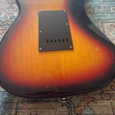 Squier Stratocaster with Rosewood Fretboard 1992 - 1996 - sunburst image 7