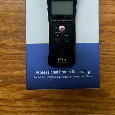 Zoom H1n image 1