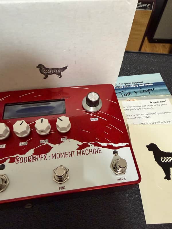 Cooper FX Moment Machine 2018 - Red image 1