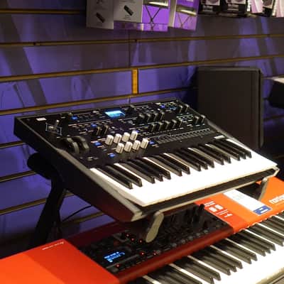 Korg Wavestate 37 Key Digital Wavesequencing Synth