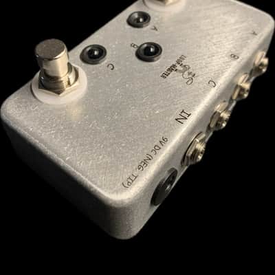 Loop-Master TRS Stereo ABC Channel Selector Pedal – 3-Way A/B/C Switcher, USA Made, In Stock image 2