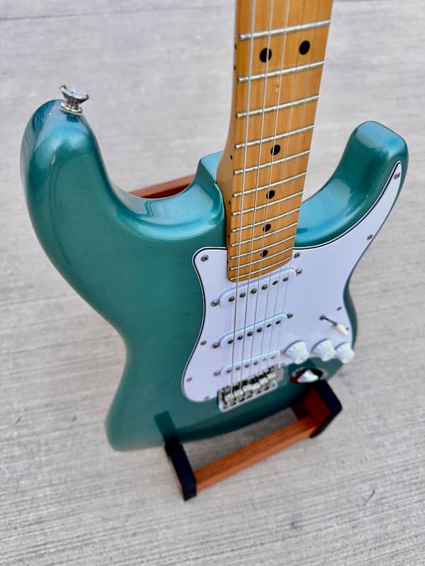 Fender Player Stratocaster with Maple Fretboard 2019 - Tidepool image 1
