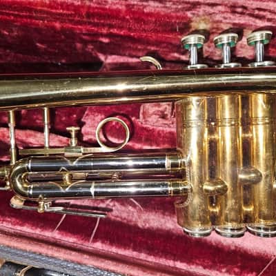 Couesnon Paris Trumpet with case. France. Very Good condition image 8