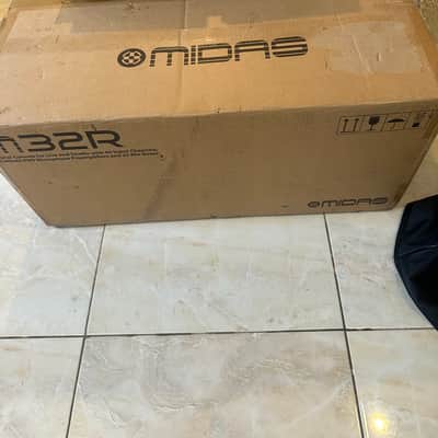 Midas M32R LIVE Digital Mixing Console 2018 - Present - Black image 7