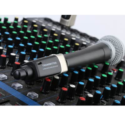 Xvive Microphone Wireless System ~ Transmitter image 7
