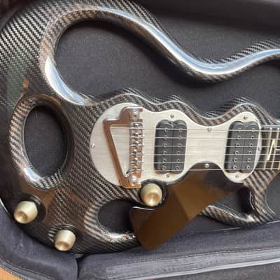 XOX Audio Tools The Handle All Original Carbon Fiber Guitar Excellent Condition with Gig Bag image 2