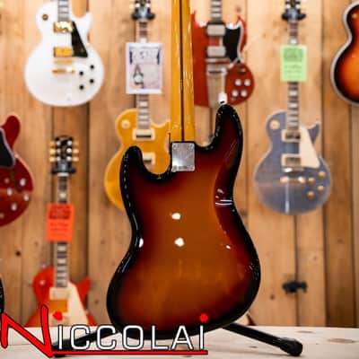 FENDER Vintera III Early '70s Jazz Bass Rosewood Fingerboard, 3-Color Sunburst image 18