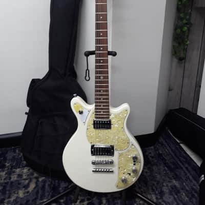 First Act Garage Master Limited Edition Volkswagen Electric Guitar