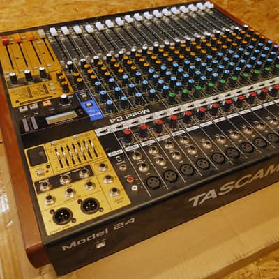 TASCAM Model 24 Multitrack Recorder / Mixer / USB Interface image 2