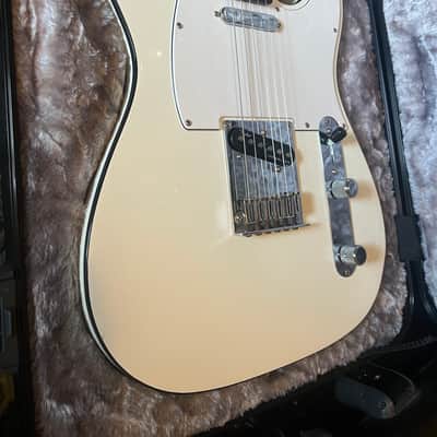 Fender American Ultra Telecaster with Rosewood Fretboard 2019 - Present - Arctic Pearl image 2