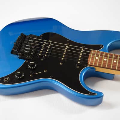 Fender Prodigy II with Rosewood Fretboard 1992 - Lake Placid Blue image 4
