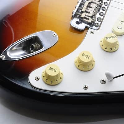 FENDER JAPAN ST62 Q Serial Stratocaster Electric Guitar RefNo 353 image 6