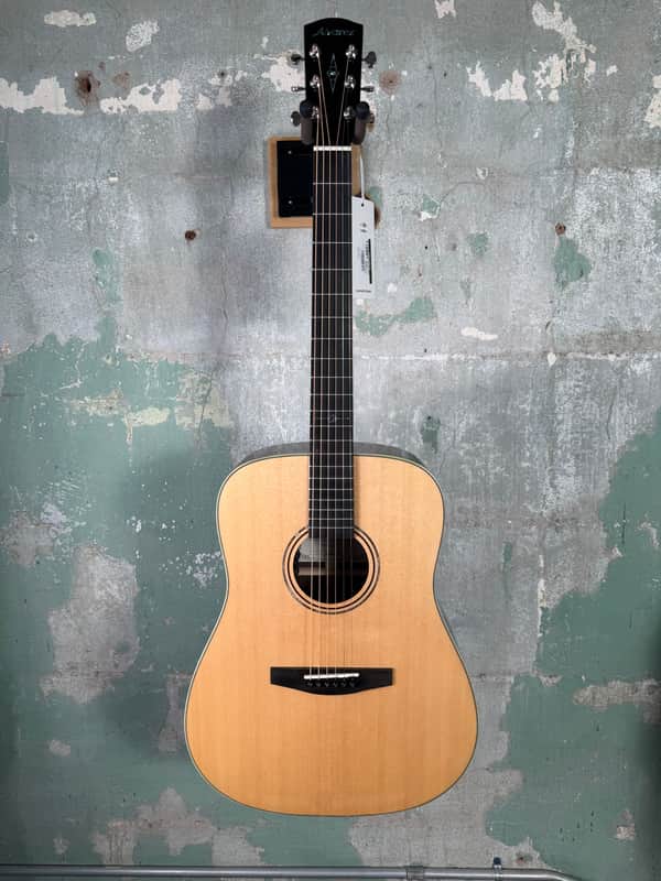 Alvarez LD70e Laureate Dreadnought Acoustic Electric Guitar - Natural Bild 1