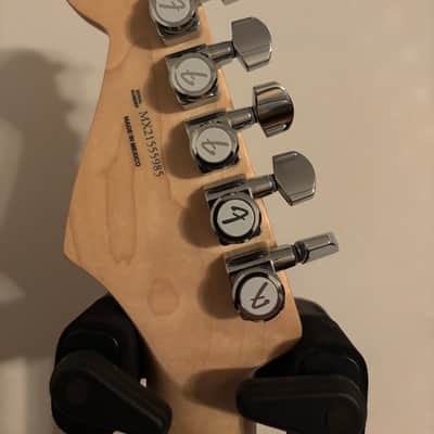 Fender Limited edition Player Stratocaster 2021 - Ferrari Yellow image 5