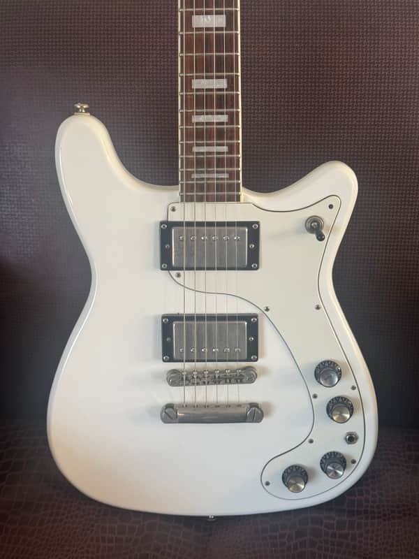 1960's reissue Epiphone Limited Custom Shop Wilshire in Vintage alpine white image 1