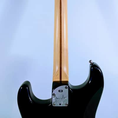 2002 Fender American Deluxe Stratocaster with Maple Fretboard - Montego Black image 16