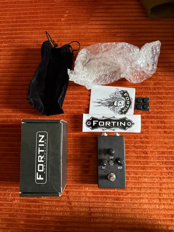 Fortin Amplification Blade Whitechapel Signature Boost 2018 - Present - Black / Red image 1
