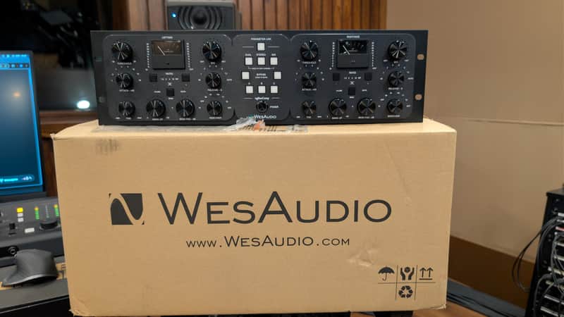 WesAudio ngBusComp Stereo Bus Compressor with Digital Recall 2020 - Black image 1