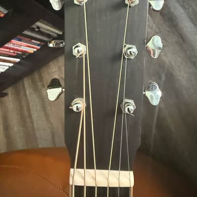 Larrivee Legacy Series OM-40 - Sunburst image 5