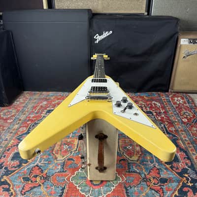 Gibson Flying V '67 Vintage Reissue Classic White - 1999 image 14