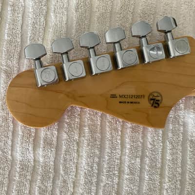 Fender PLAYER  MEXICO(MIM) 2021 Jazzmaster(75) Guitar NECK,complete with original Fender Logo TUNERS and String Trees image 9
