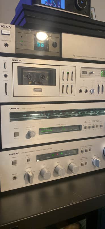 Onkyo stereo system A-7040 - Silver image 1